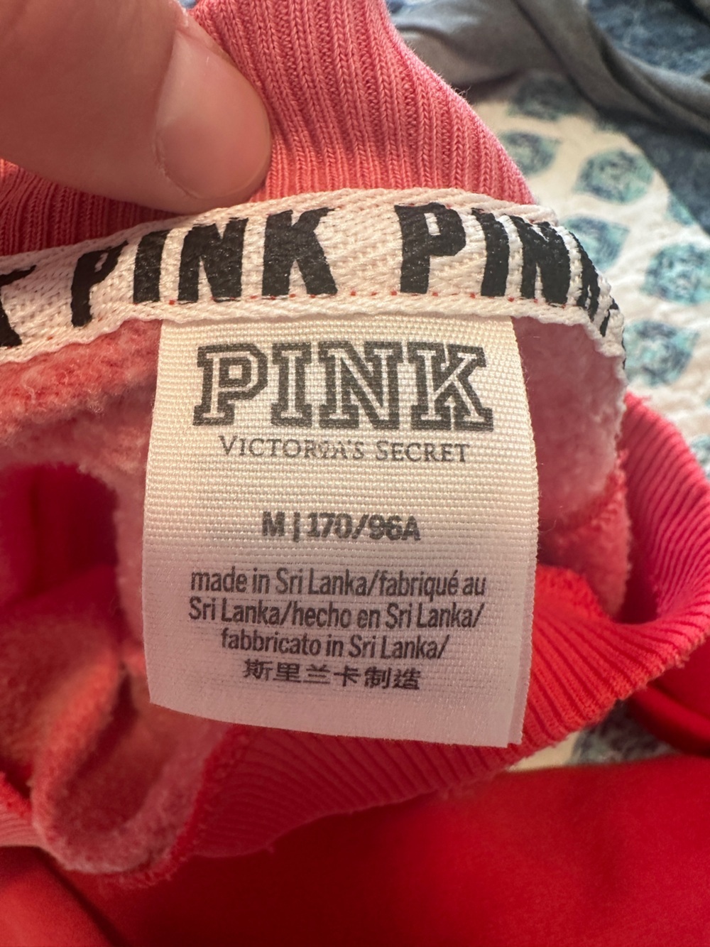 Victorias Secret PINK Red Distressed Logo Crewneck Sweatshirt Size Medium - Picture 13 of 14